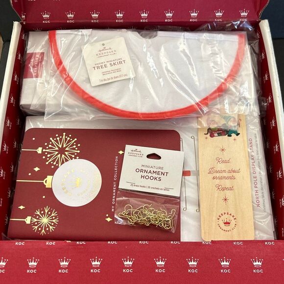 Hallmark Keepsake Ornament Club Members Exclusive Box Set 2024 Ollie Lia Shoppe - Picture 10 of 10